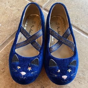 Mini Boden 8 Blue Velvet & Gold Kitty Cat Flats